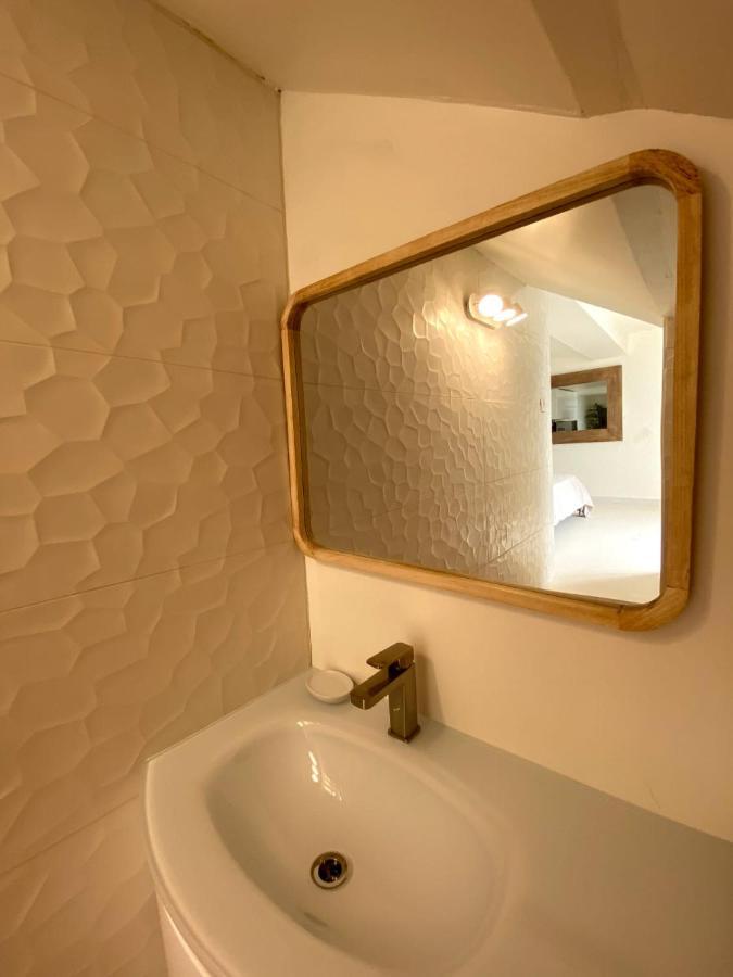 Les Suites Love 3 Spa Vue Mer Piscine Marsiglia Esterno foto