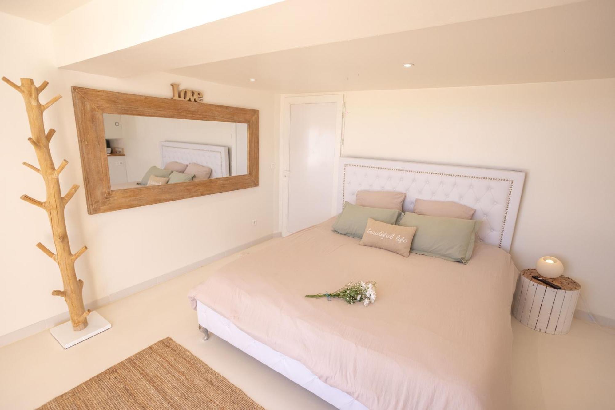 Les Suites Love 3 Spa Vue Mer Piscine Marsiglia Esterno foto